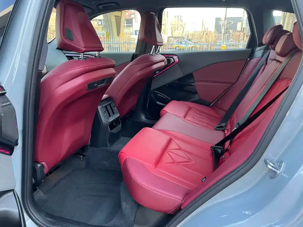 BMW X3 2025 из CN, фото 8