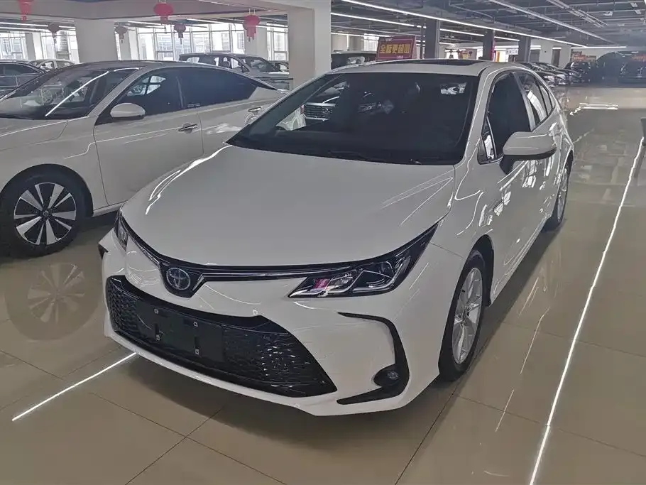 Toyota Corolla 2025 из CN, фото 1