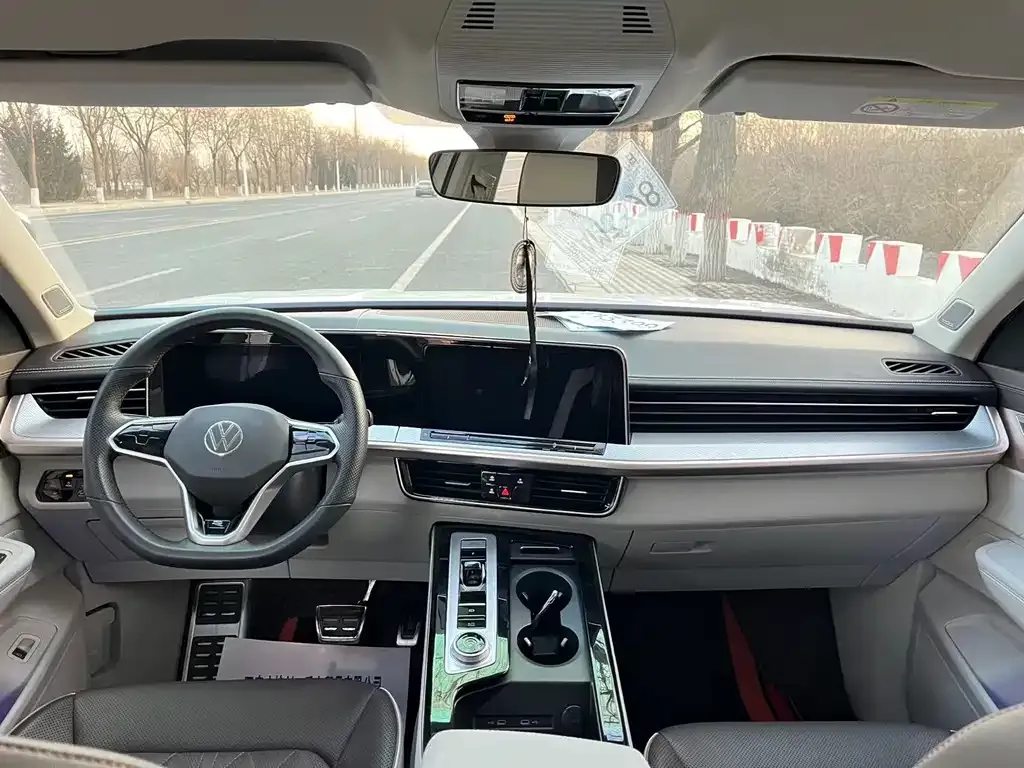 Volkswagen Tavendor 2023 из CN, фото 3