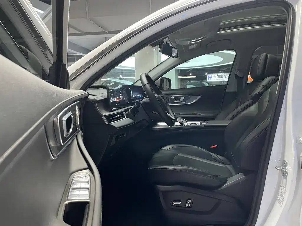 Chery Tiggo 8 PLUS — фото 9