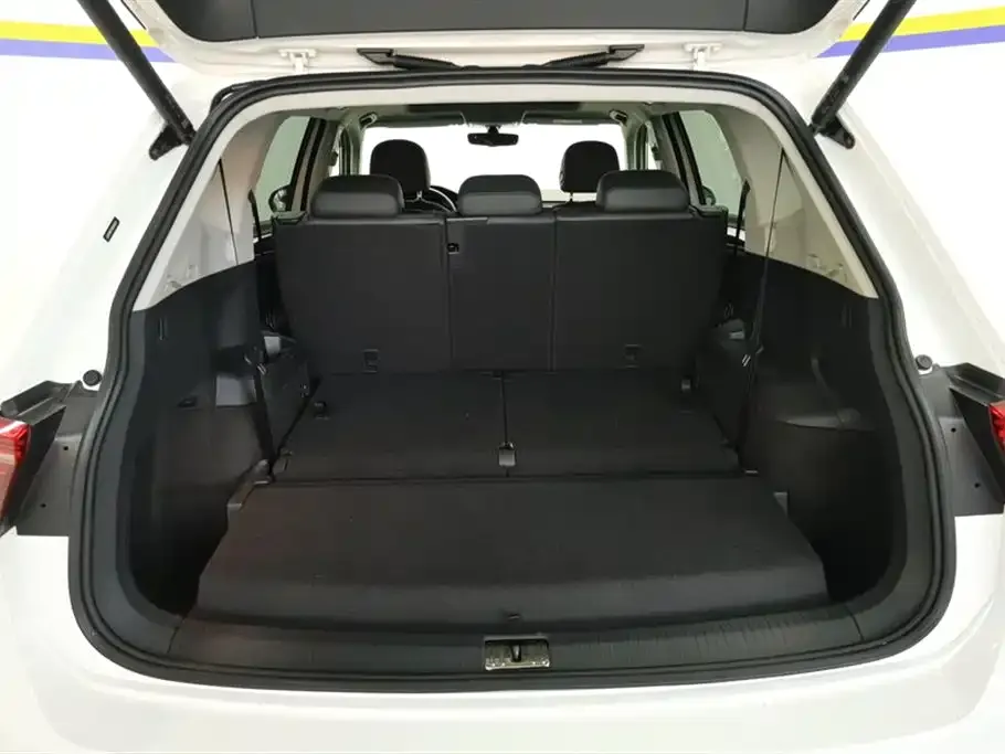 Volkswagen Tiguan L 2022 из CN, фото 10