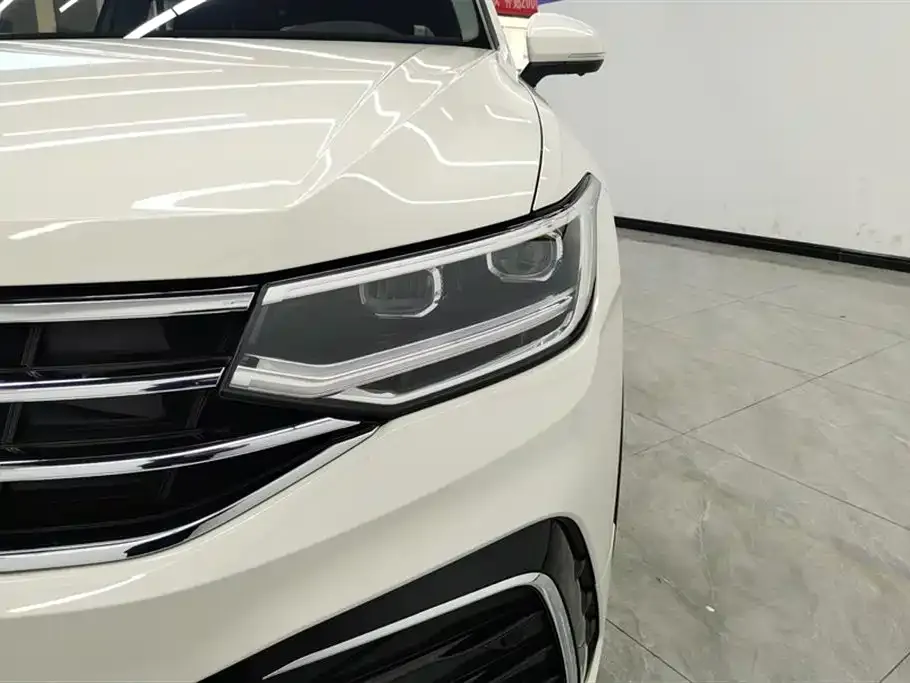 Volkswagen Tiguan L 2022 из CN, фото 9