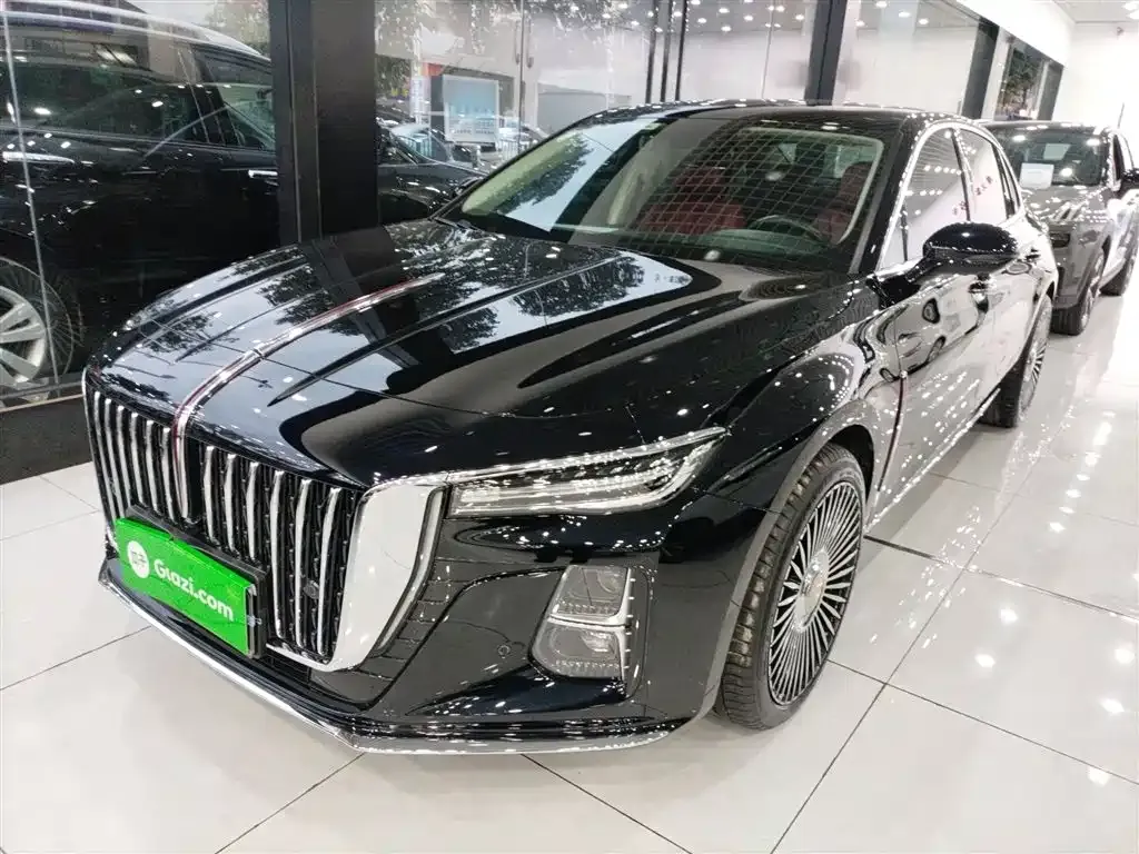 Hongqi H5 — фото 1