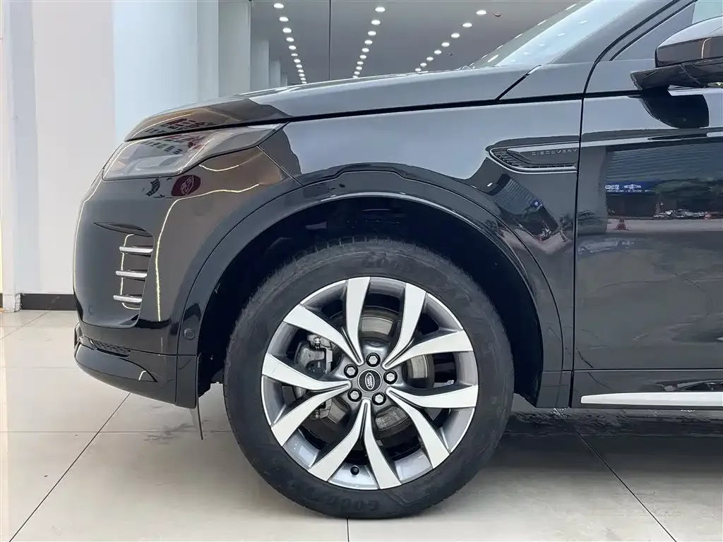 Land Rover Discovery Sport — фото 9