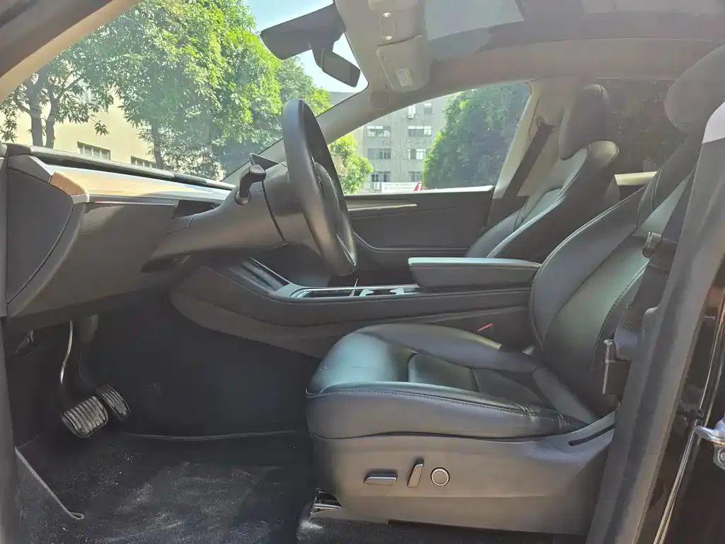 Tesla Model Y 2022 из CN, фото 4