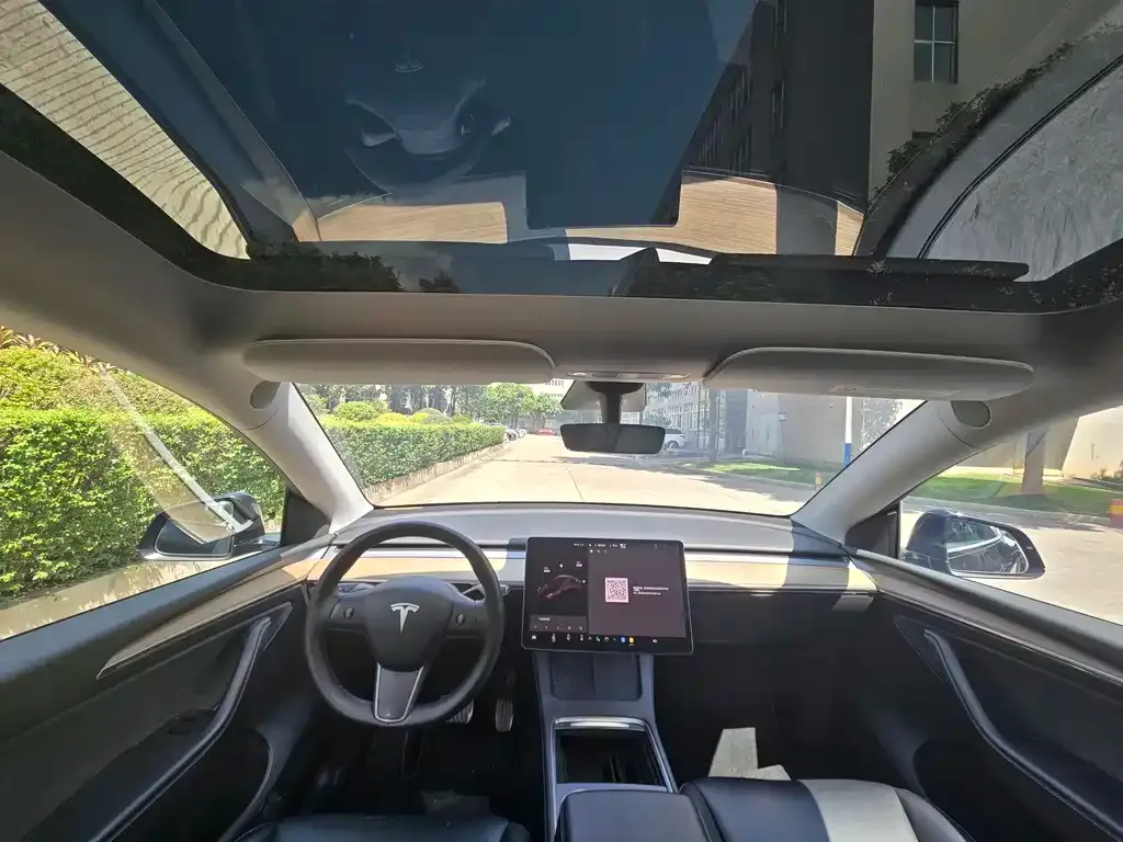 Tesla Model Y 2022 из CN, фото 5