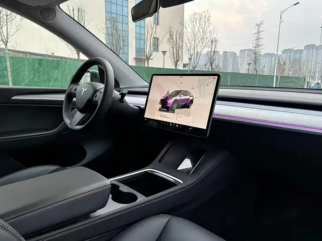 Tesla Model Y 2024 из CN, фото 5
