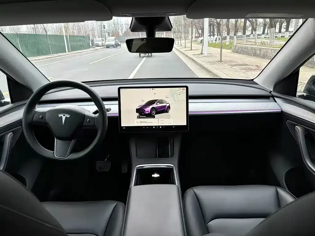 Tesla Model Y 2024 из CN, фото 3