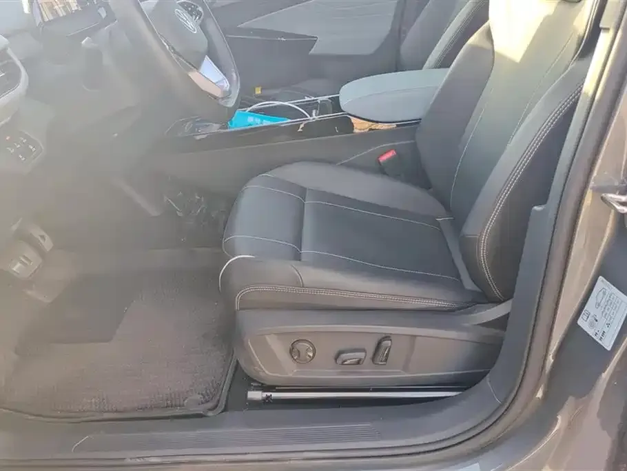 Volkswagen ID.4 X 2023 из CN, фото 2