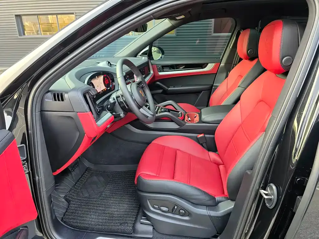 Porsche Cayenne 2025 из CN, фото 3
