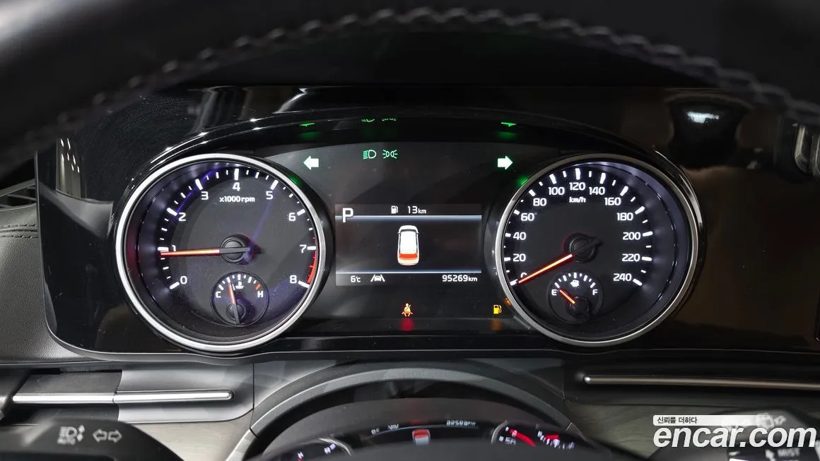 Kia Carnival 2023 из KR, фото 8