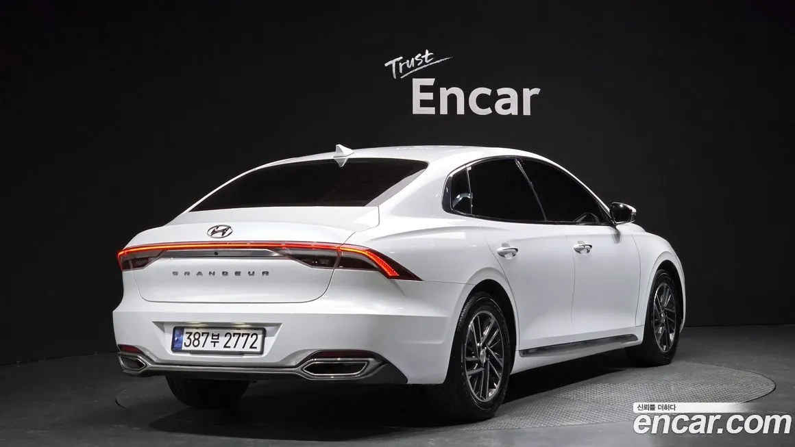 Hyundai Grandeur 2021 из KR, фото 3