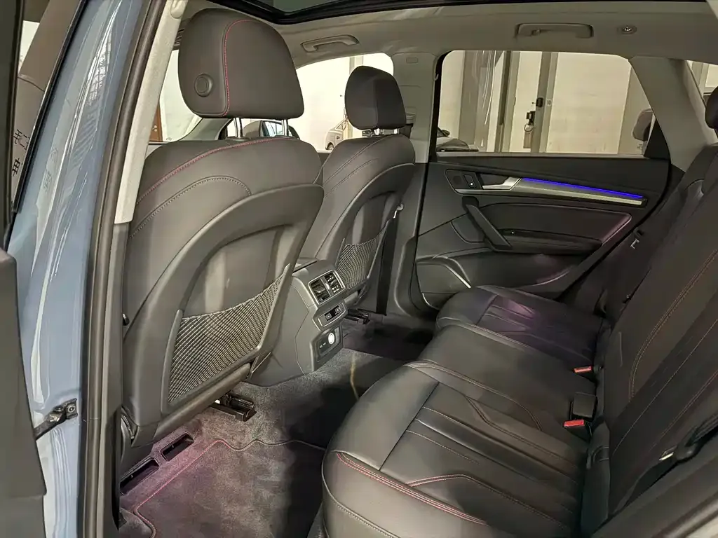 Audi Q5L 2022 из CN, фото 4