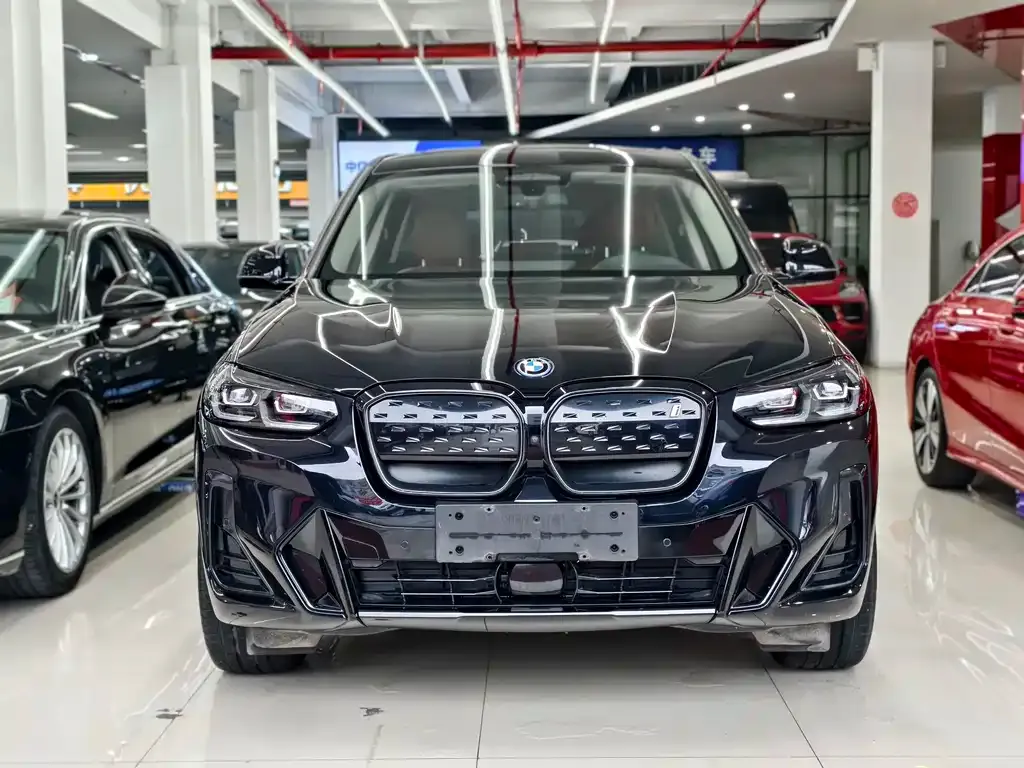 BMW iX3 2024 из CN, фото 7