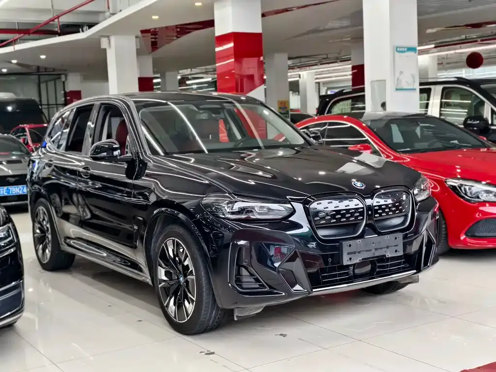 BMW iX3 2024 из CN, фото 6