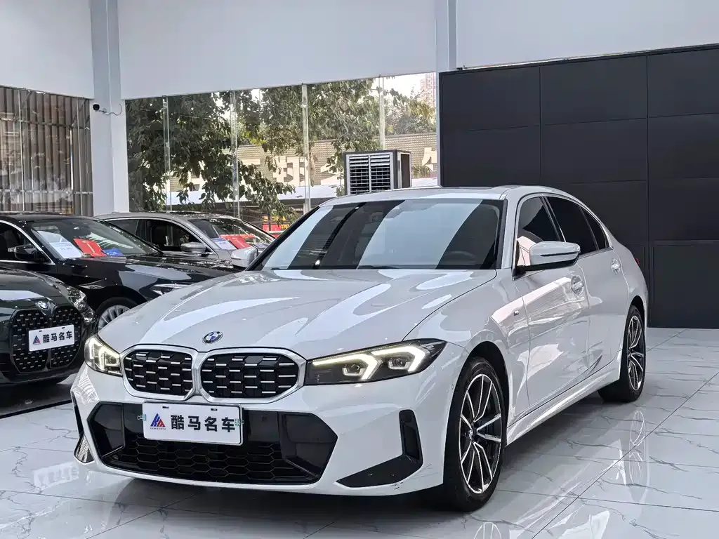 BMW 3 Series — фото 1