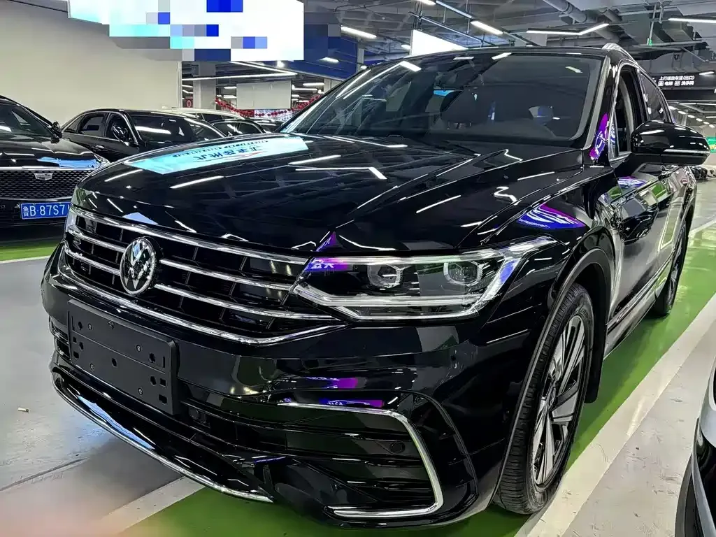 Volkswagen Tiguan L 2023 из CN, фото 1