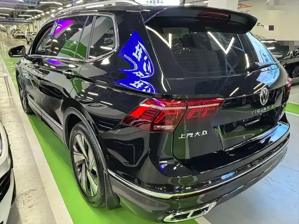 Volkswagen Tiguan L 2023 из CN, фото 10