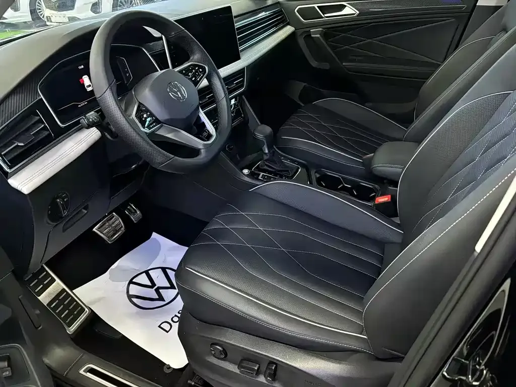 Volkswagen Tiguan L 2023 из CN, фото 9