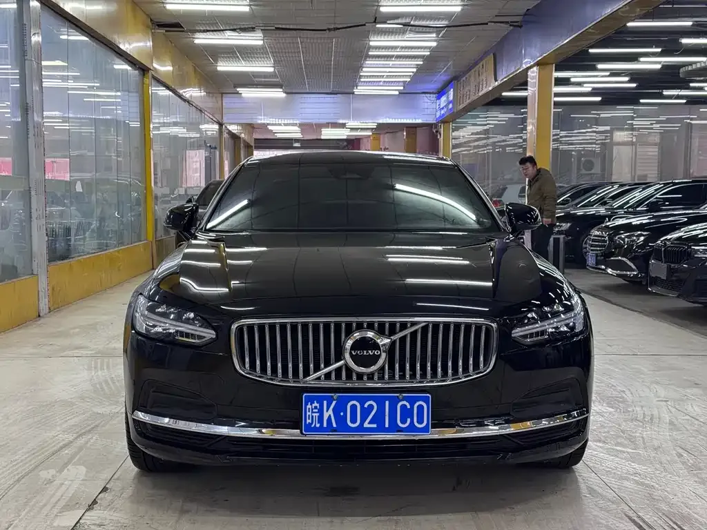 Volvo S90 2023 из CN, фото 7