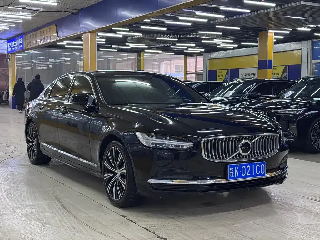 Volvo S90 2023 из CN, фото 8