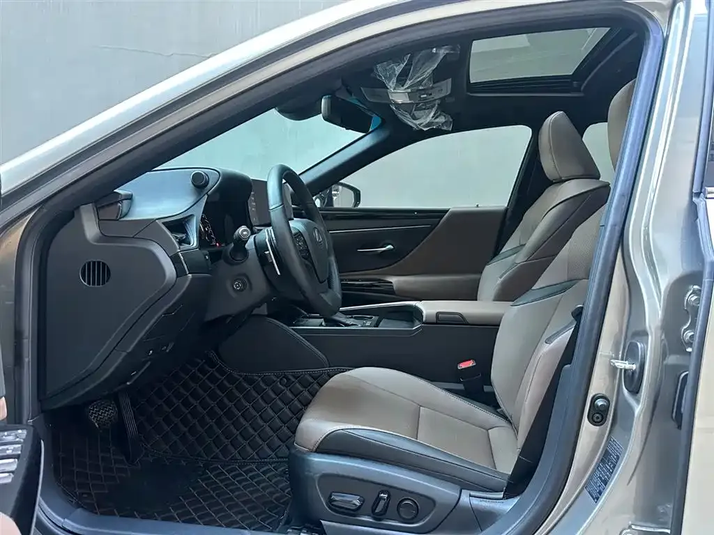 Lexus ES 2024 из CN, фото 6