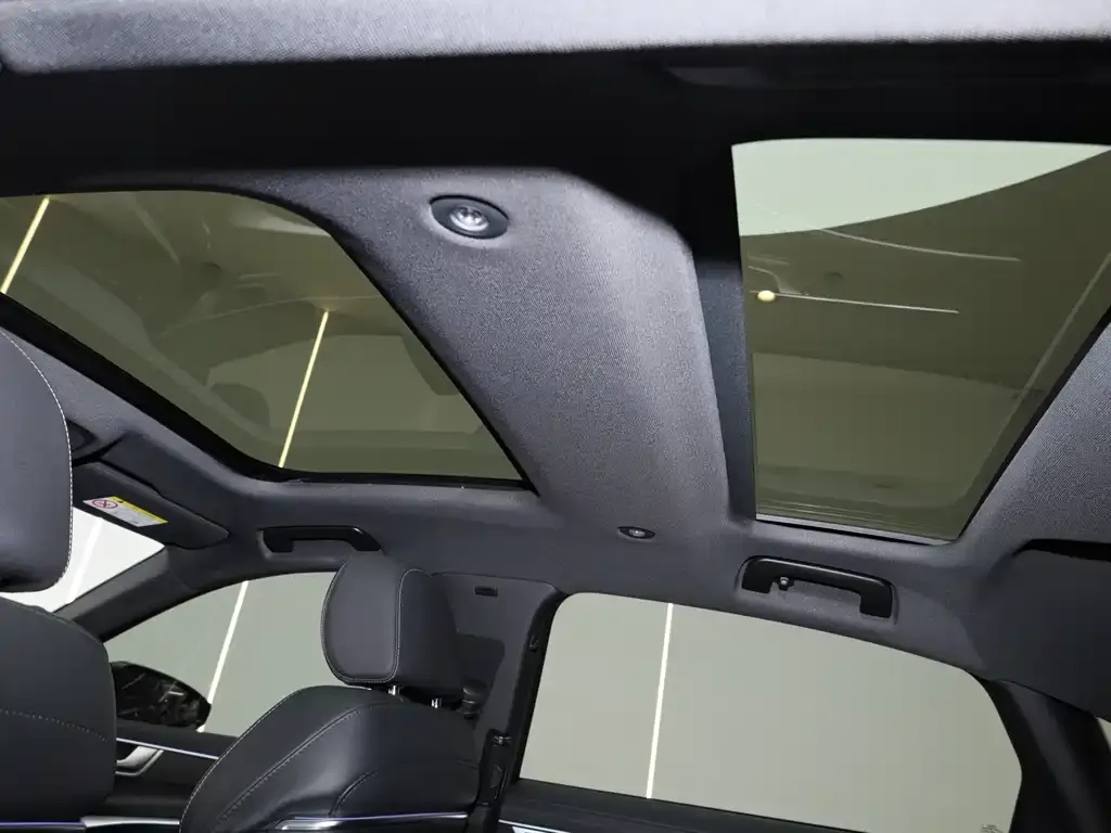 Audi A6L 2024 из CN, фото 6