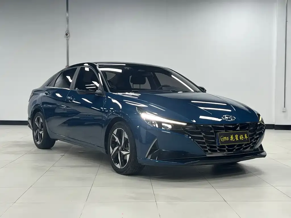 Hyundai Elantra 2022 из CN, фото 2