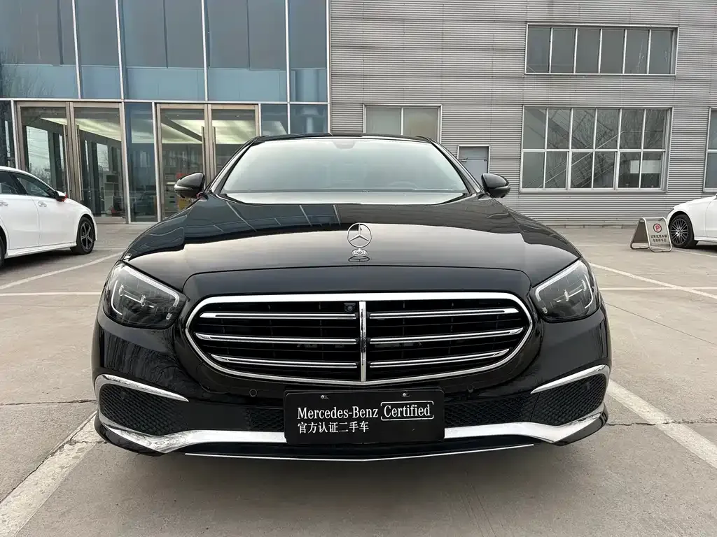 Mercedes-Benz E-Class 2022 из CN, фото 2