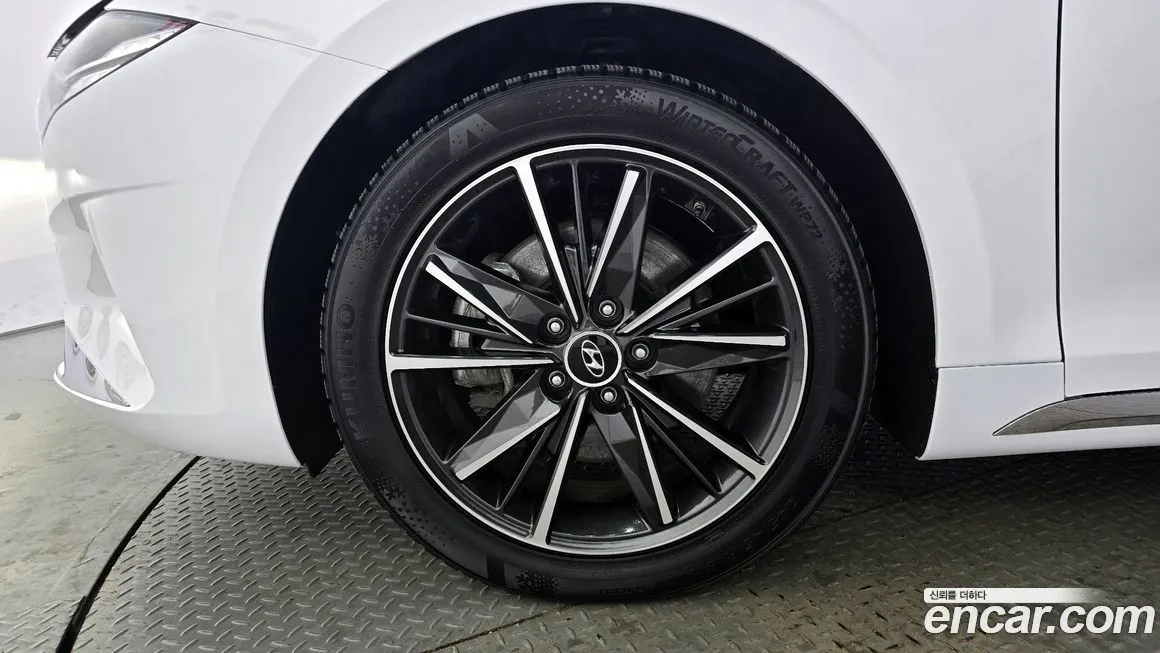 Hyundai Grandeur 2023 из KR, фото 8