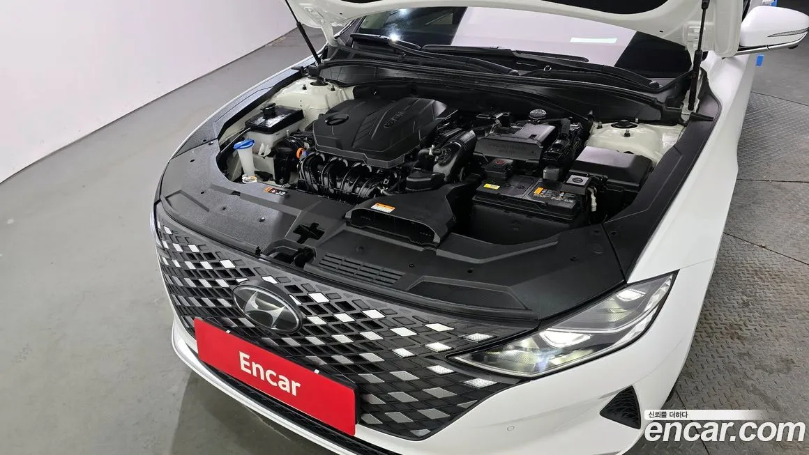 Hyundai Grandeur 2023 из KR, фото 3