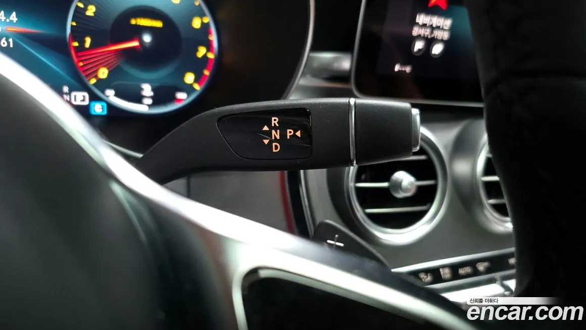 Mercedes-Benz GLC-Class 2023 из KR, фото 8