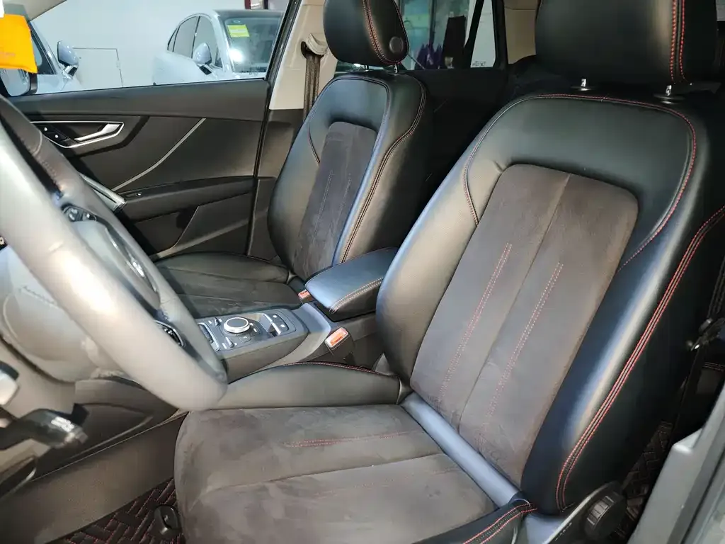 Audi Q2L 2021 из CN, фото 2
