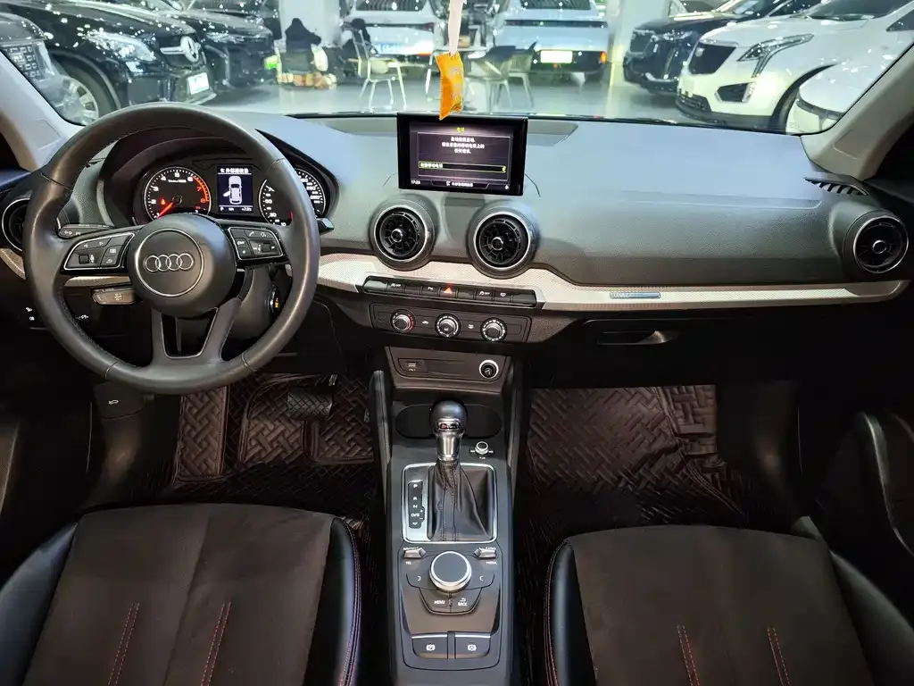 Audi Q2L 2021 из CN, фото 10