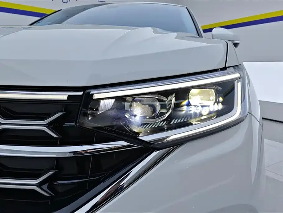 Volkswagen Tayron 2023 из CN, фото 10