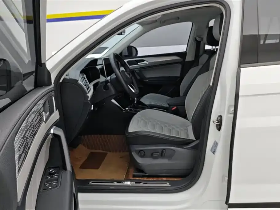 Volkswagen Tayron 2023 из CN, фото 4