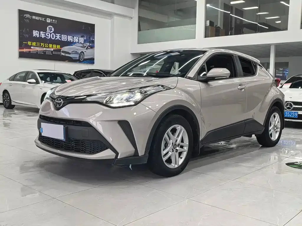 Toyota C-HR 2022 из CN, фото 1