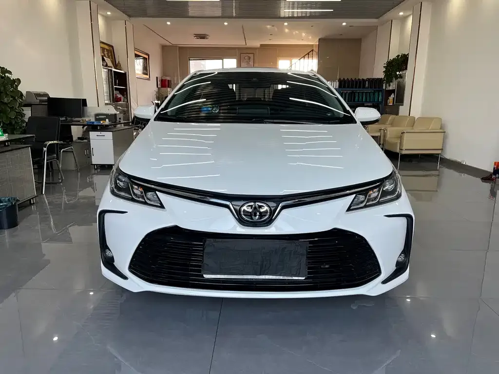 Toyota Corolla 2023 из CN, фото 10