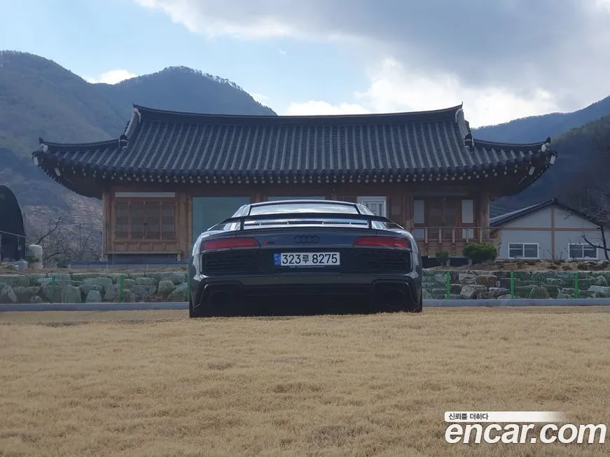 Audi R8 2022 из KR, фото 4