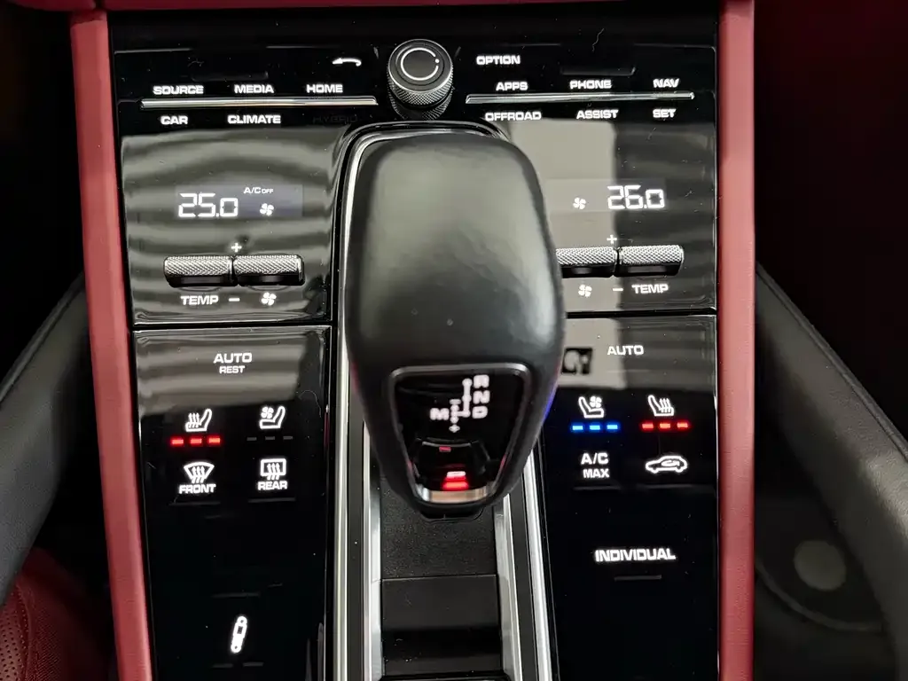 Porsche Cayenne Hybrid 2023 из CN, фото 3