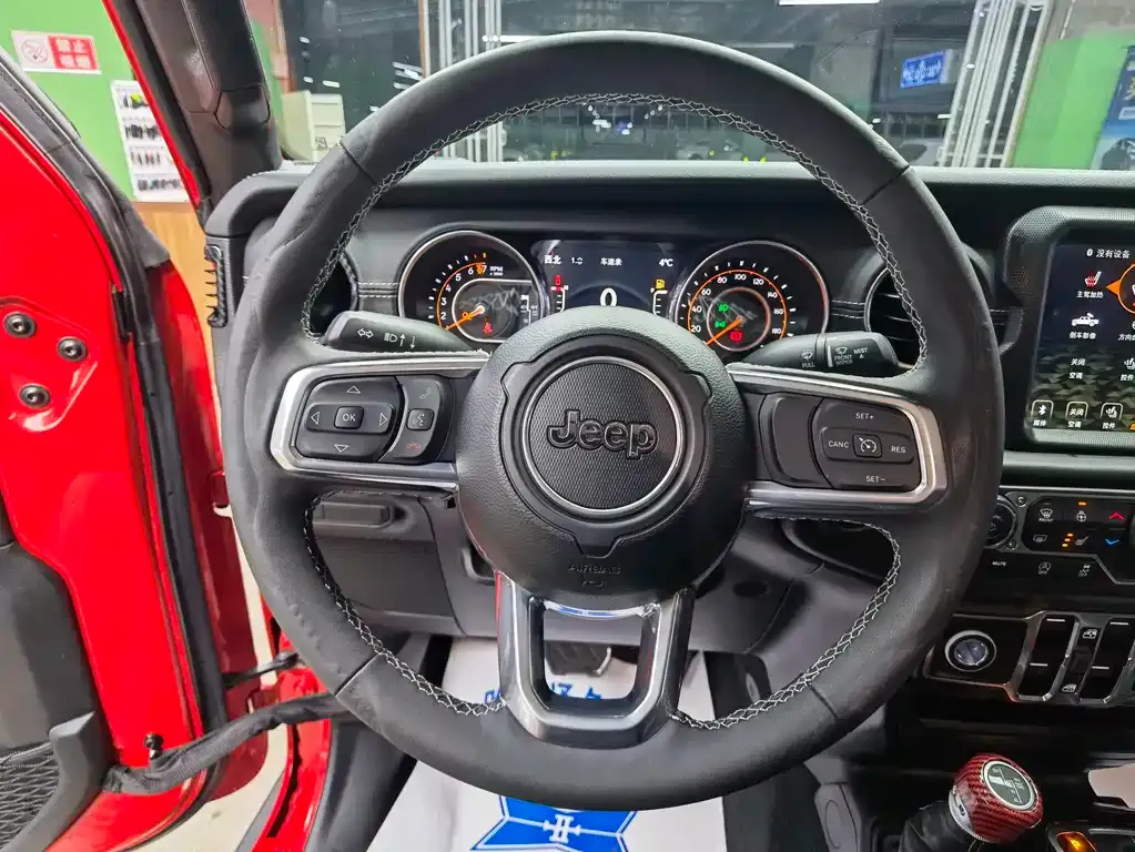 Jeep Gladiator 2024 из CN, фото 10