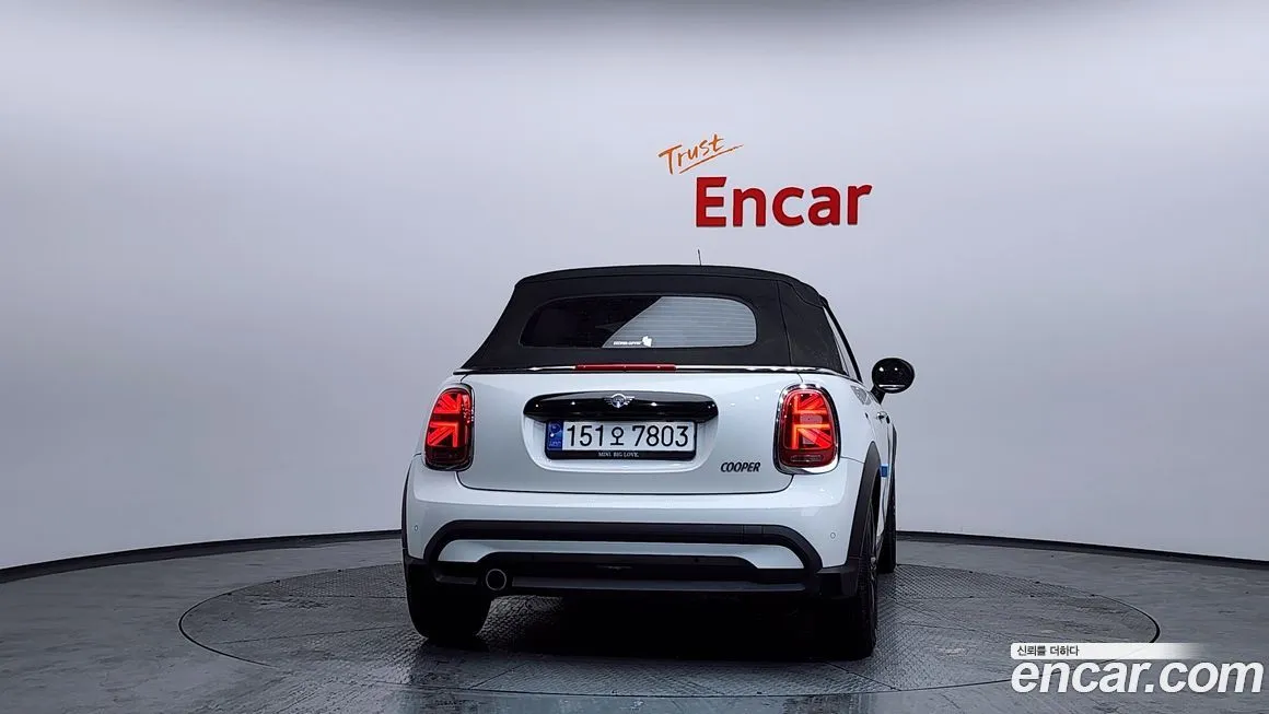 Mini Cooper Convertible 2024 из KR, фото 3