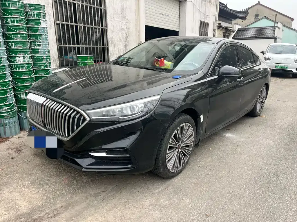 Hongqi H5 — фото 1