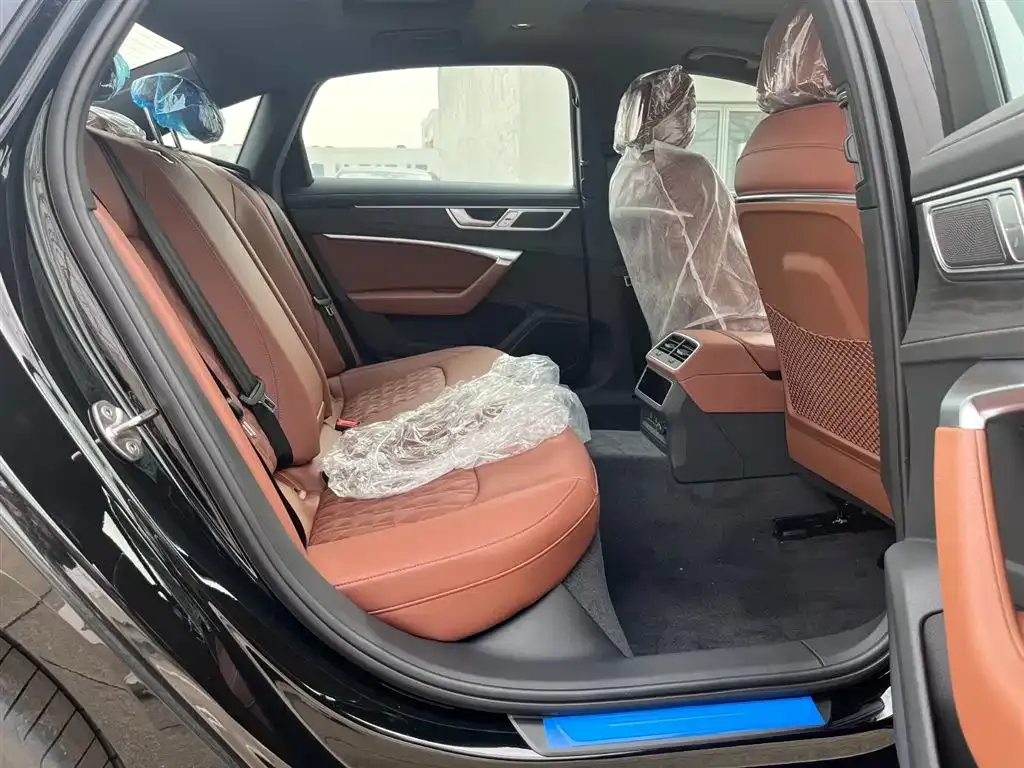 Audi A6L 2026 из CN, фото 8