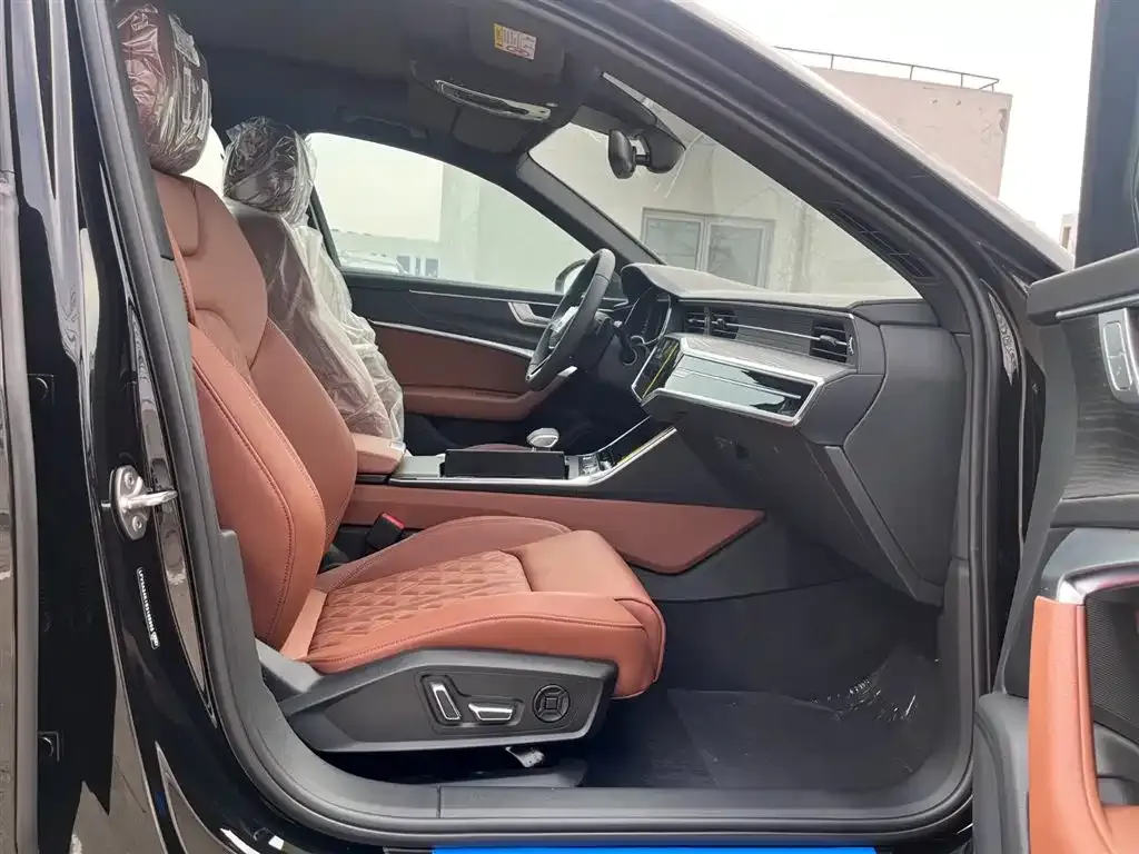 Audi A6L 2026 из CN, фото 7