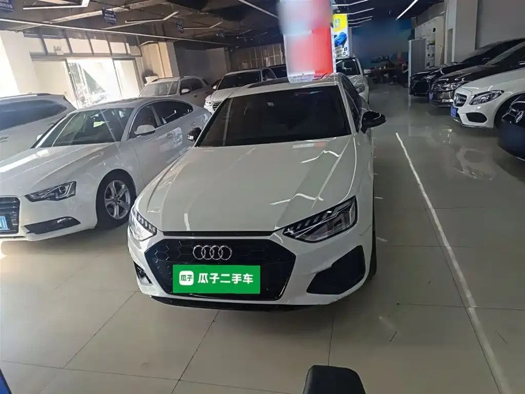Audi A4L 2024 из CN, фото 8