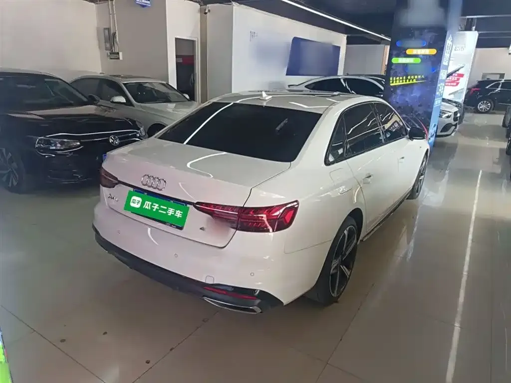 Audi A4L 2024 из CN, фото 4