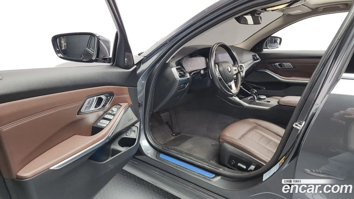 BMW 3-Series 2021 из KR, фото 6