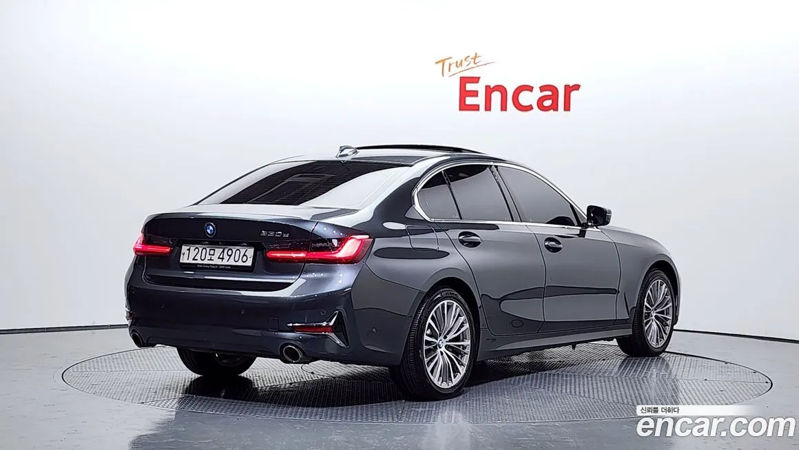 BMW 3-Series 2021 из KR, фото 3