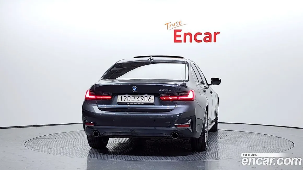 BMW 3-Series 2021 из KR, фото 2